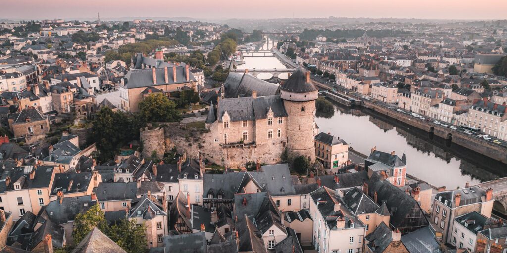 REX – Focus sur les Schémas Directeurs Énergie (SDE) des Villes de Laval et de Bourges