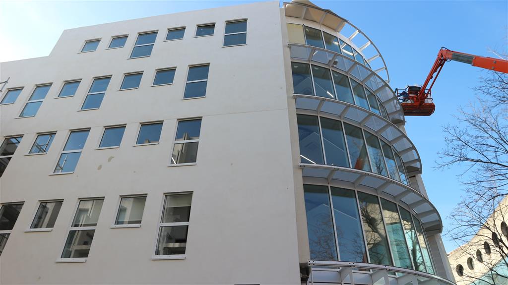 Un report préférable de la RE2020 pour les acteurs du bâtiment