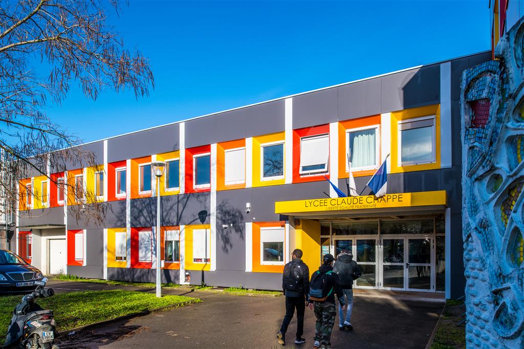 Rénovation énergétique de 1000 écoles par la Banque des Territoires