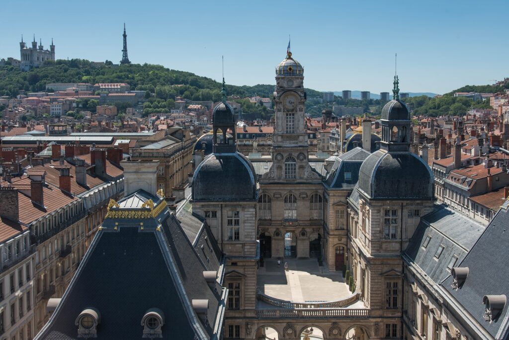 Rénovation des bâtiments publics : un nouveau projet de loi